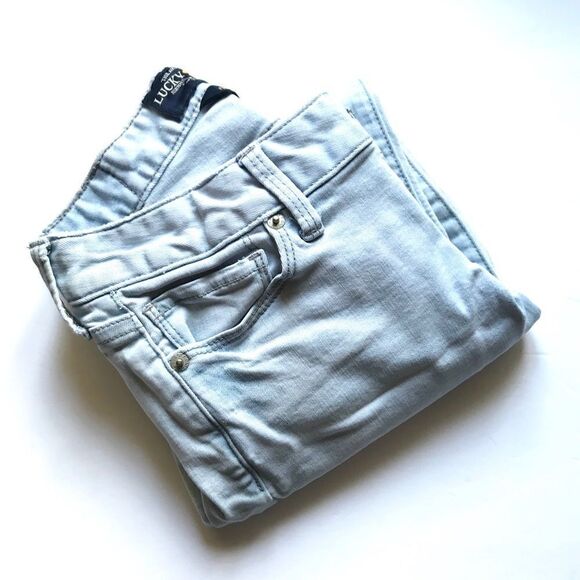 Lucky Brand Leyla Capri Jeans - Picture 2 of 4